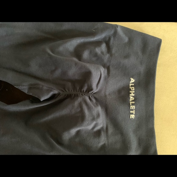 Alphalete amplify Tuxedo Blue leggings xs - Picture 4 of 4